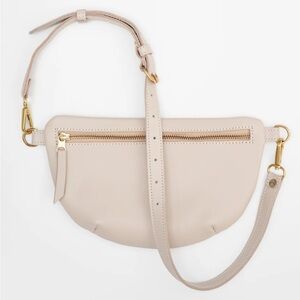 Abby Alley - Sling Bag, Gardenia